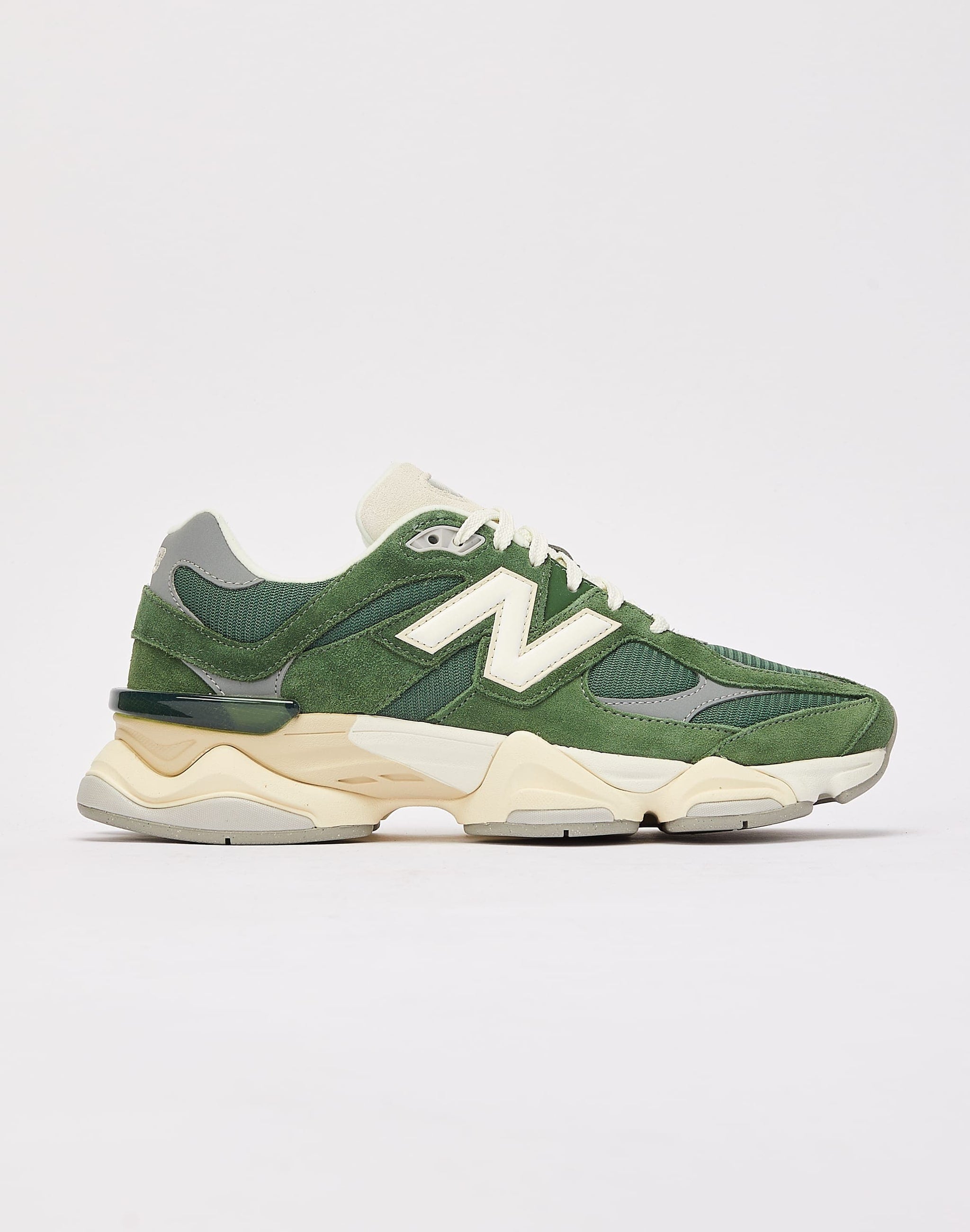 NewBalance-U9060VNG-M044_2048x